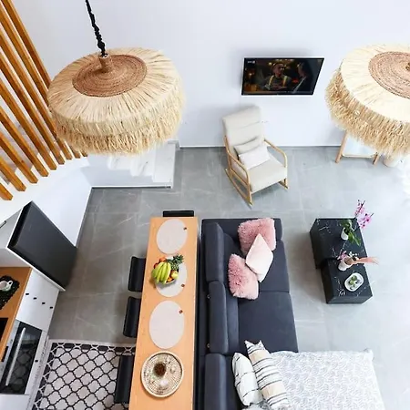Divine Olivia 2 Bedroom * Anissaras